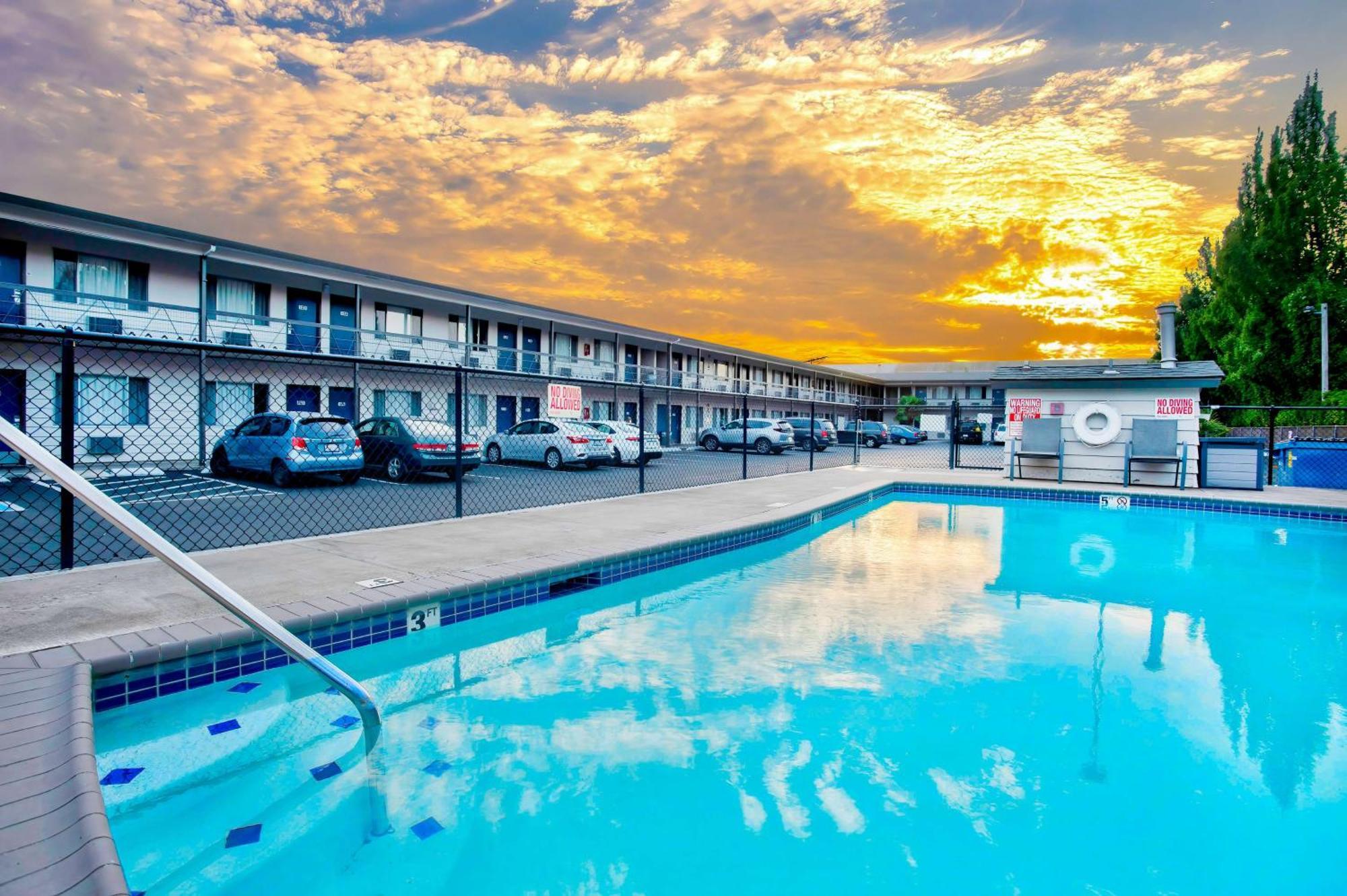 Motel 6-Salem, Or - Expo Center Exterior photo